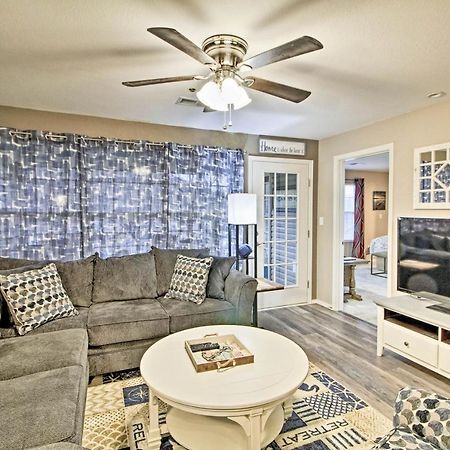 Updated Lake Taneycomo Condo With Screened Porch! Branson Buitenkant foto