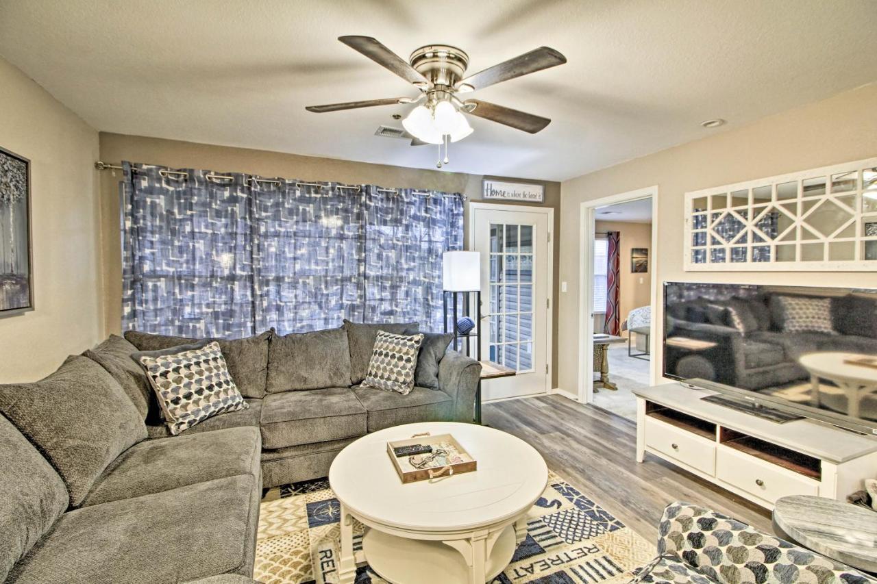 Updated Lake Taneycomo Condo With Screened Porch! Branson Buitenkant foto